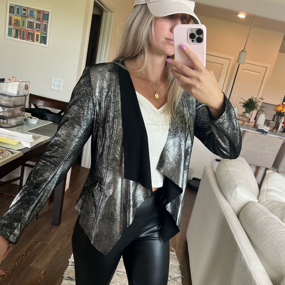 Vigoss asymmetrical silver black jacket